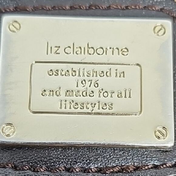 Liz Claiborne Vtg Chic Designer Crossbody Bag in Brown and Tan Adj Strap Zip Clo - Picture 2 of 11